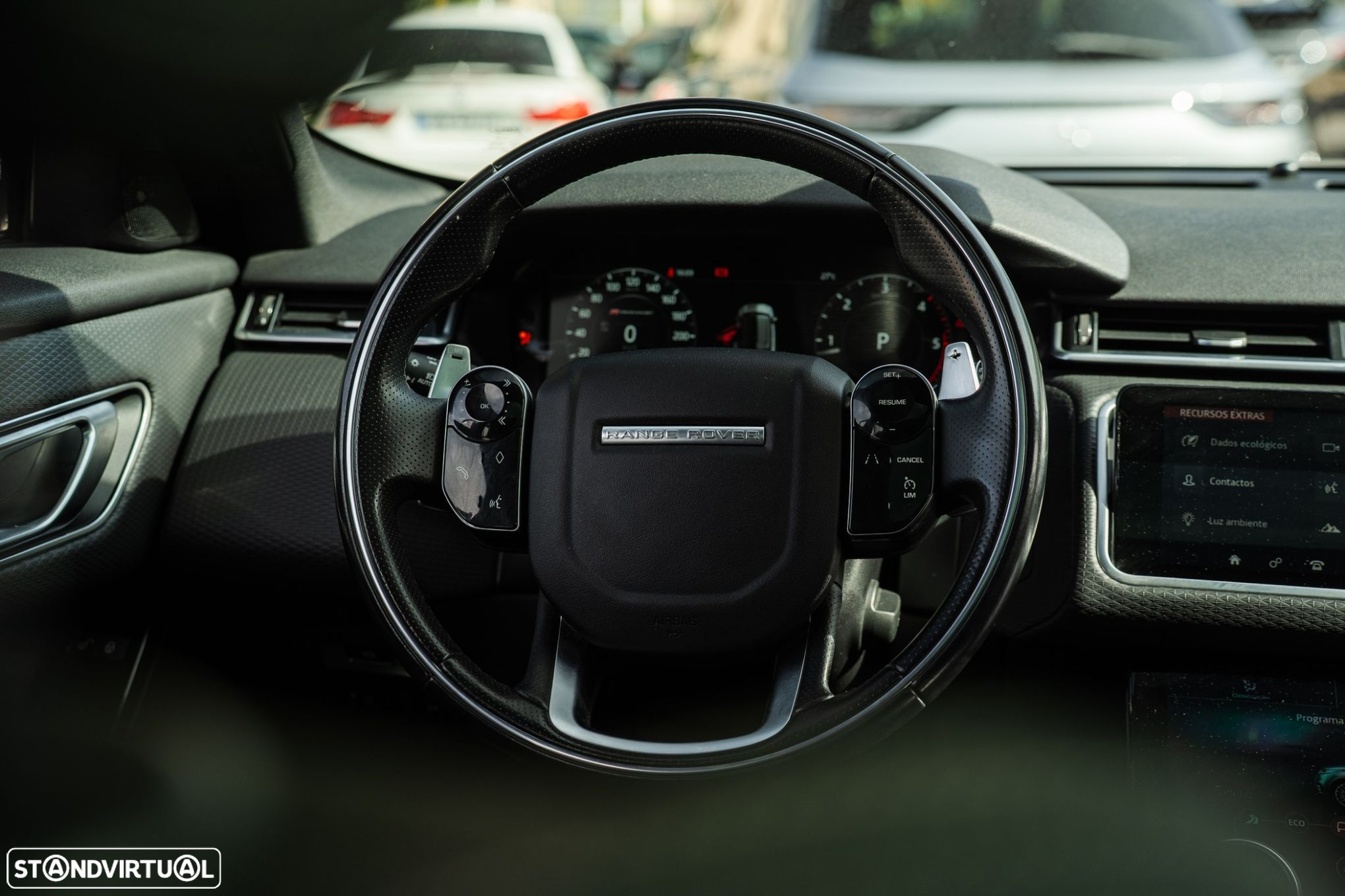 Land Rover Range Rover Velar 2.0 D R-Dynamic - 9