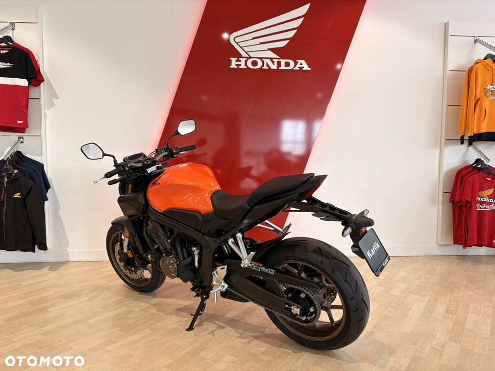 Honda CB - 4
