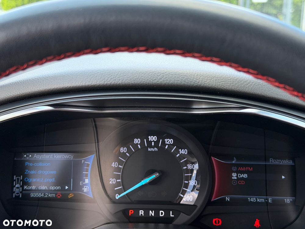 Ford Mondeo - 33
