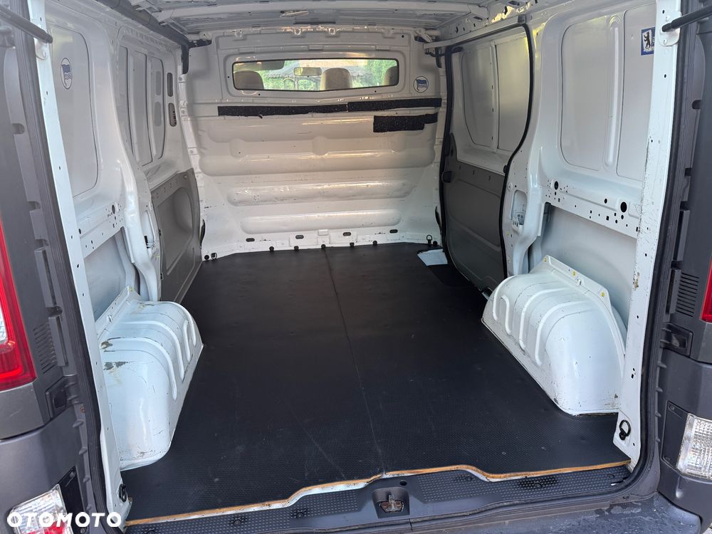 Renault Trafic - 8