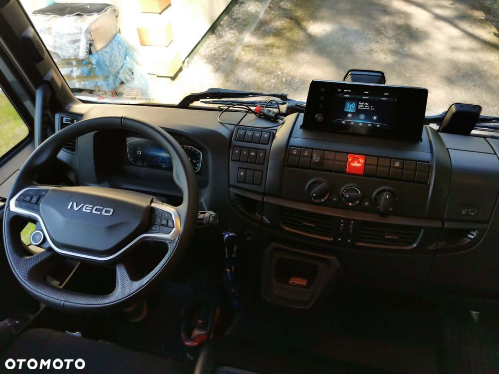 Iveco Eurocargo 280KM, 21 palety, Winda - 18