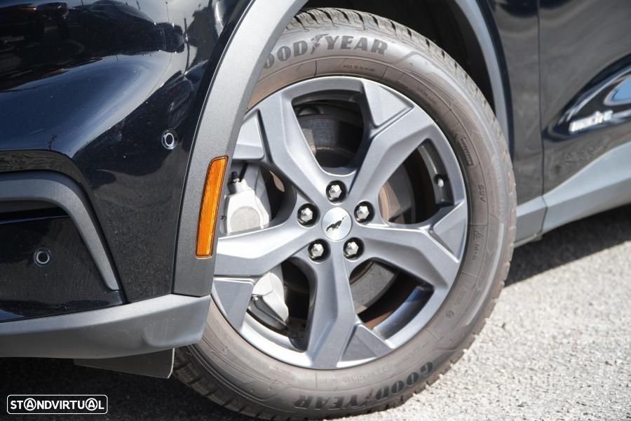 Ford Mustang Mach-E 75.7 kWh Base - 3