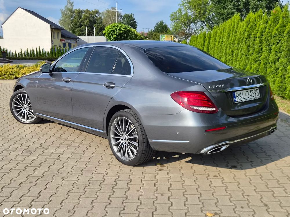 Mercedes-Benz Klasa E 220 d 9G-TRONIC - 2