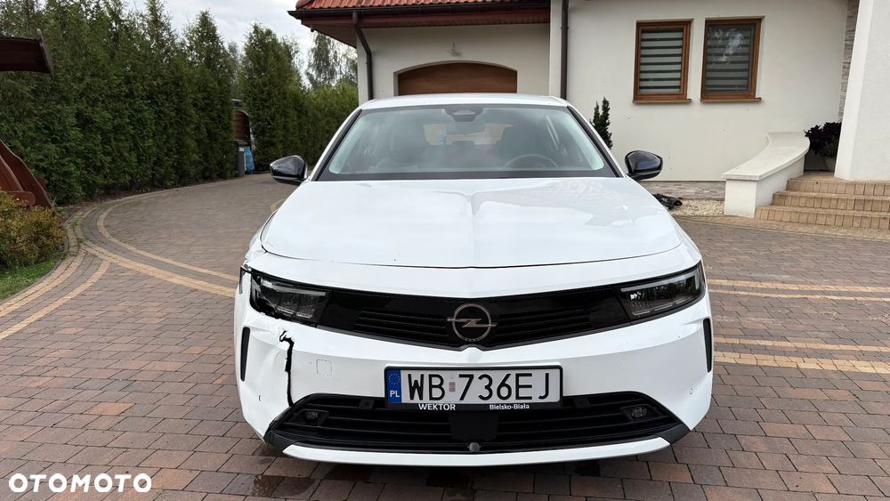 Opel Astra 1.2 T Business Edition S&S - 12