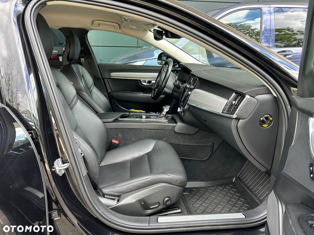 Volvo S90 D4 Momentum - 20