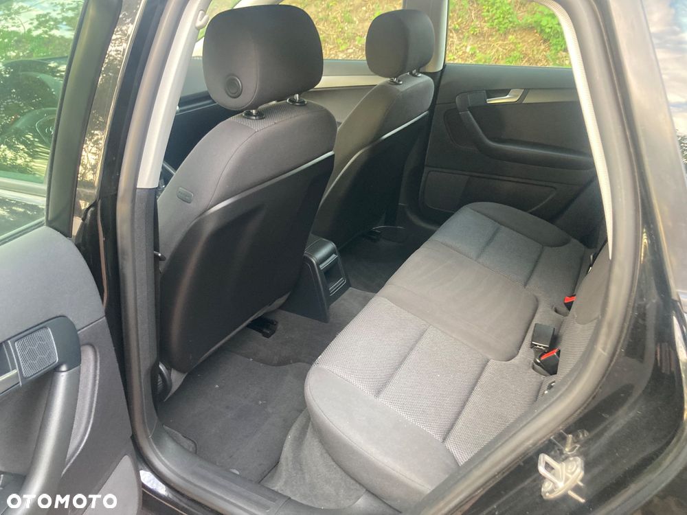 Audi A3 Sportback 1.6 TDI DPF S tronic Ambiente - 13