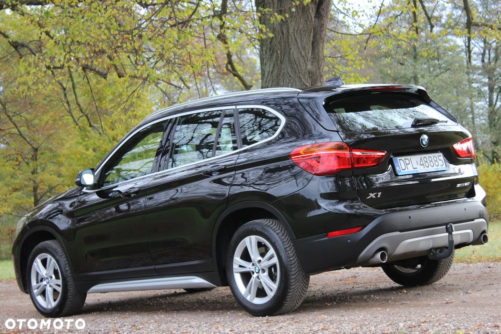 BMW X1 sDrive20i xLine sport - 4