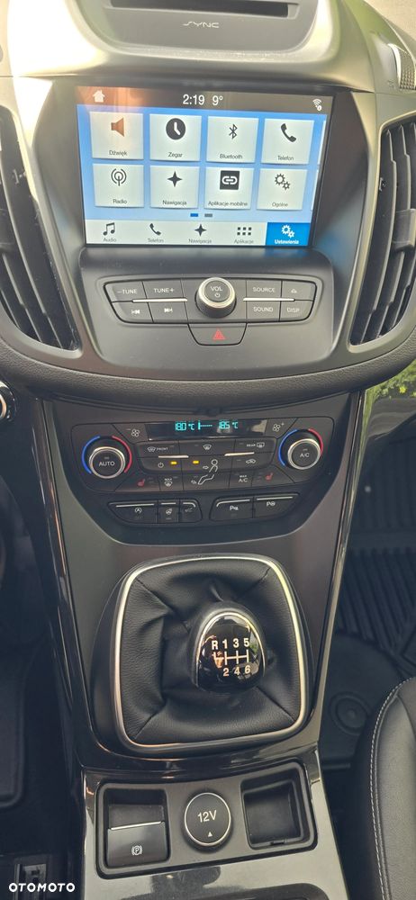 Ford Kuga 1.5 EcoBoost 2x4 Titanium - 14