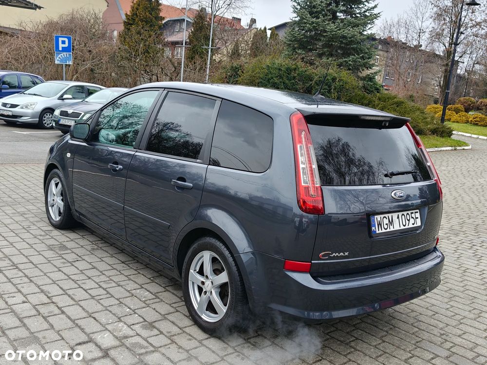 Ford C-MAX 2.0 TDCi DPF Titanium - 16