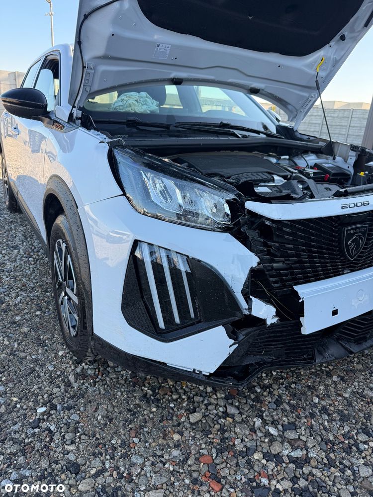 Peugeot 2008 Benzin 100 Style - 11