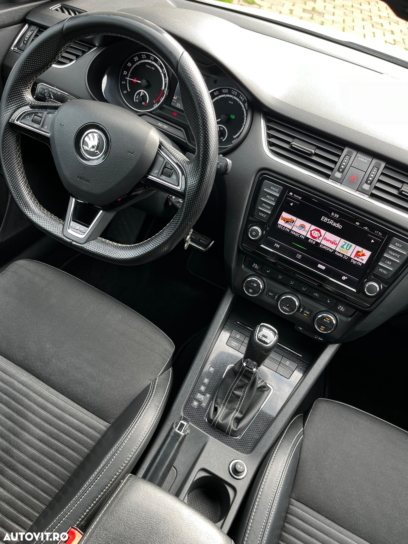 Skoda Octavia 2.0 TDI RS DSG - 11