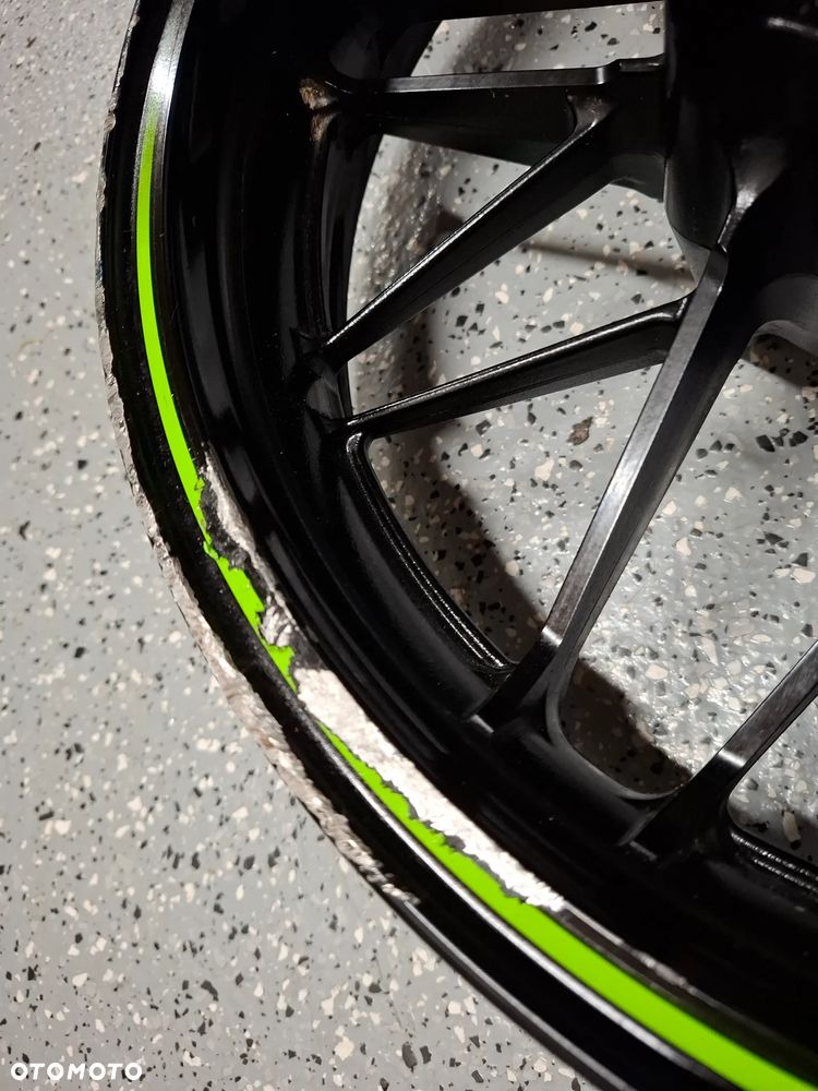 Kawasaki Z900 RS felga przód - 4