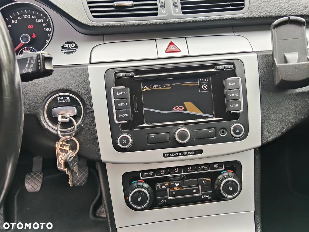 Volkswagen Passat 2.0 TDI DPF Comfortline - 13