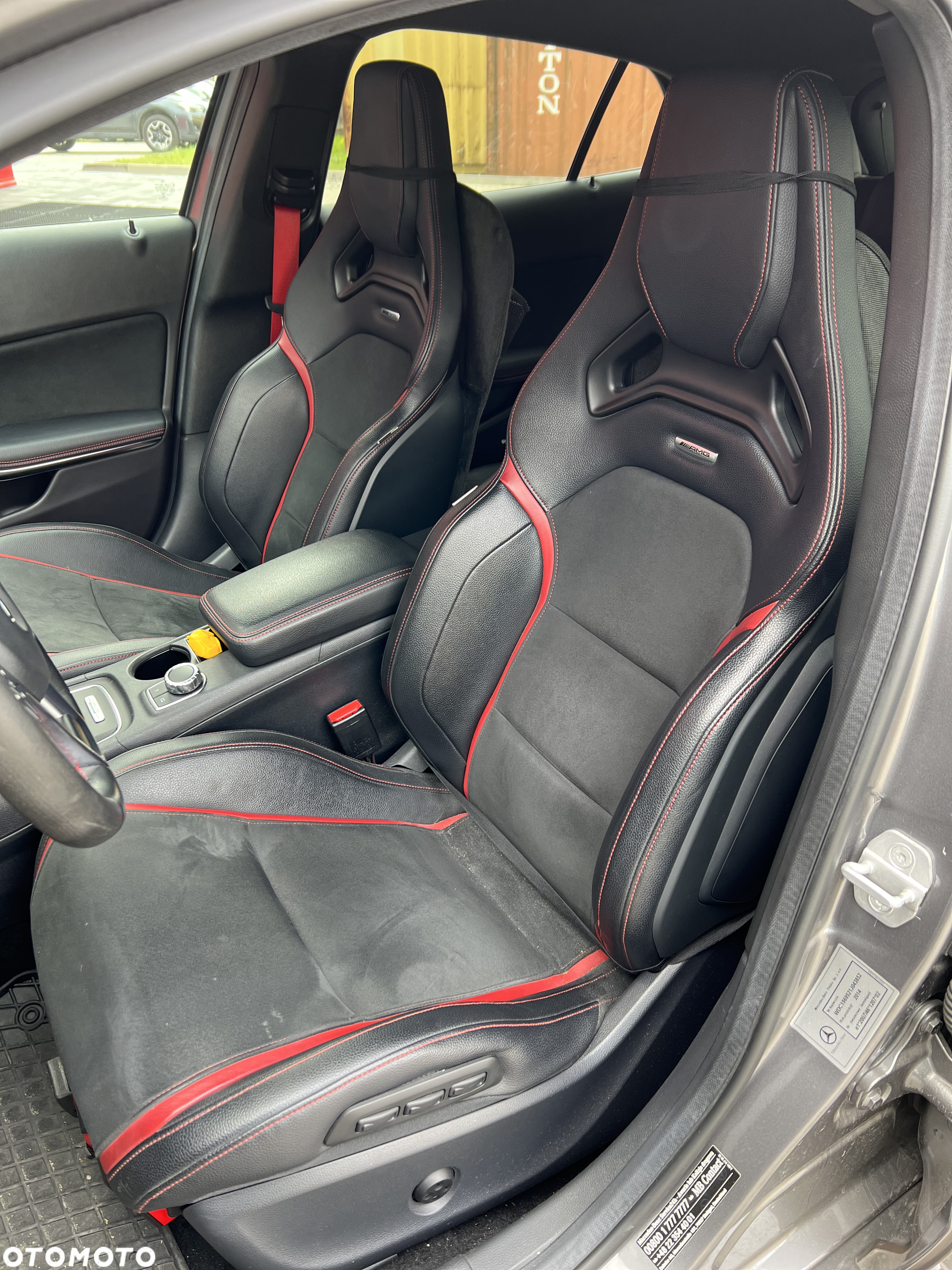 Mercedes-Benz GLA 45 AMG 4-Matic Edition 1 - 6