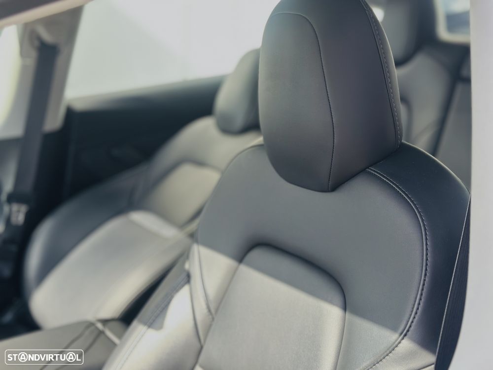 Tesla Model 3 Standard Range Plus RWD - 11