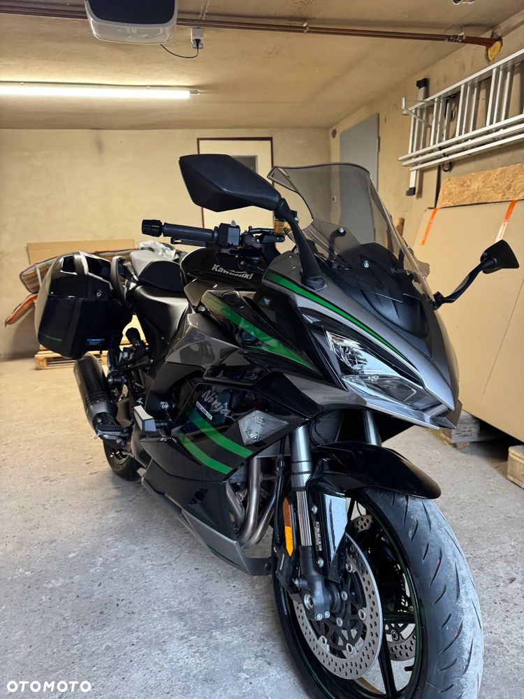 Kawasaki Ninja 1000 SX - 13