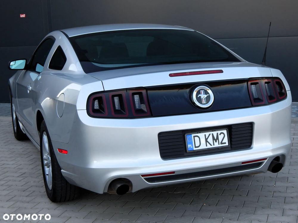 Ford Mustang - 6