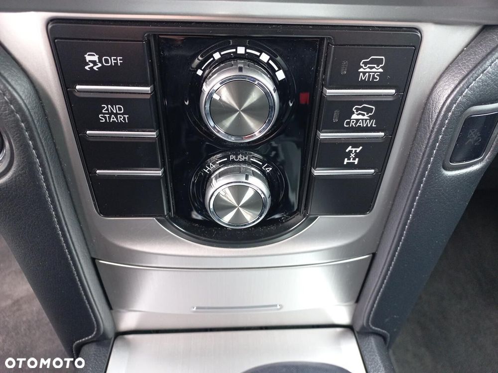 Toyota Land Cruiser LC 2.8 D-4D Invincible - 26