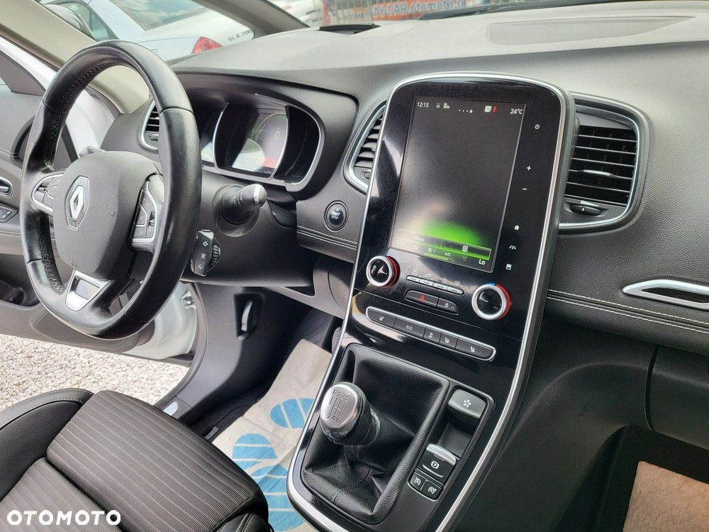 Renault Grand Scenic - 19