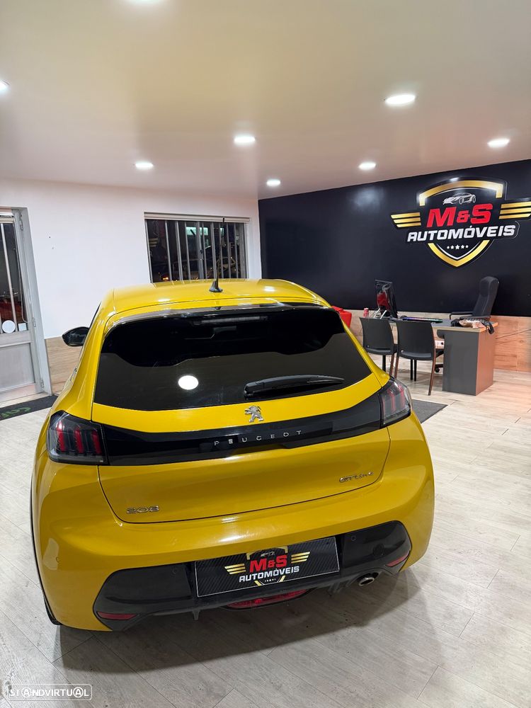 Peugeot 208 1.2 PureTech GT EAT8 - 3