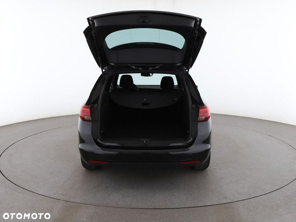 Opel Astra 1.4 T Dynamic - 20