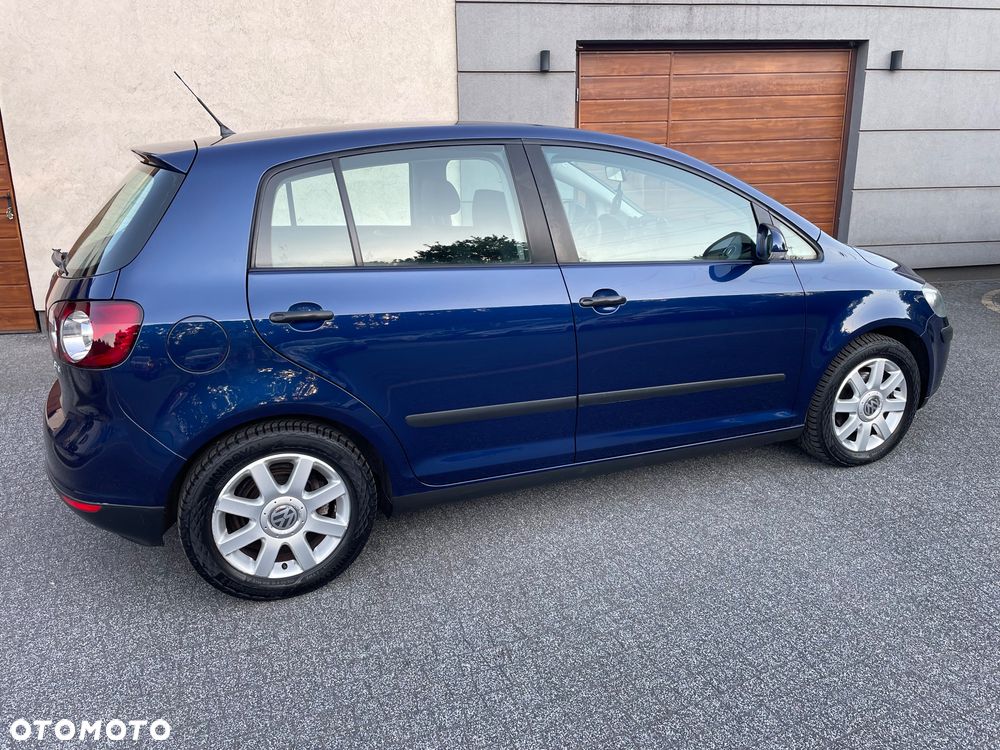 Volkswagen Golf Plus 1.6 FSI Trendline - 5