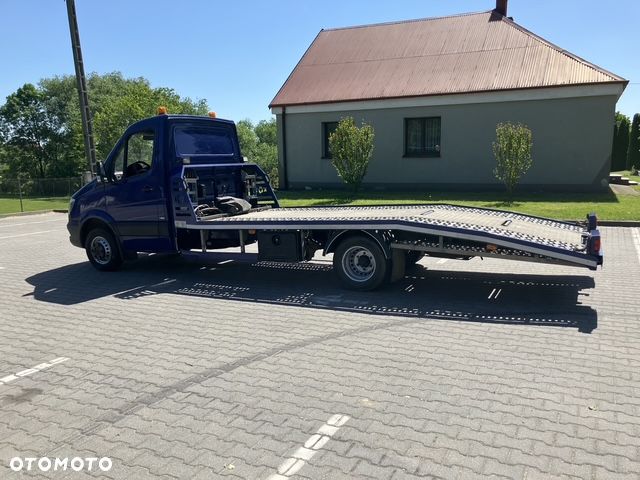 Mercedes-Benz Sprinter - 4