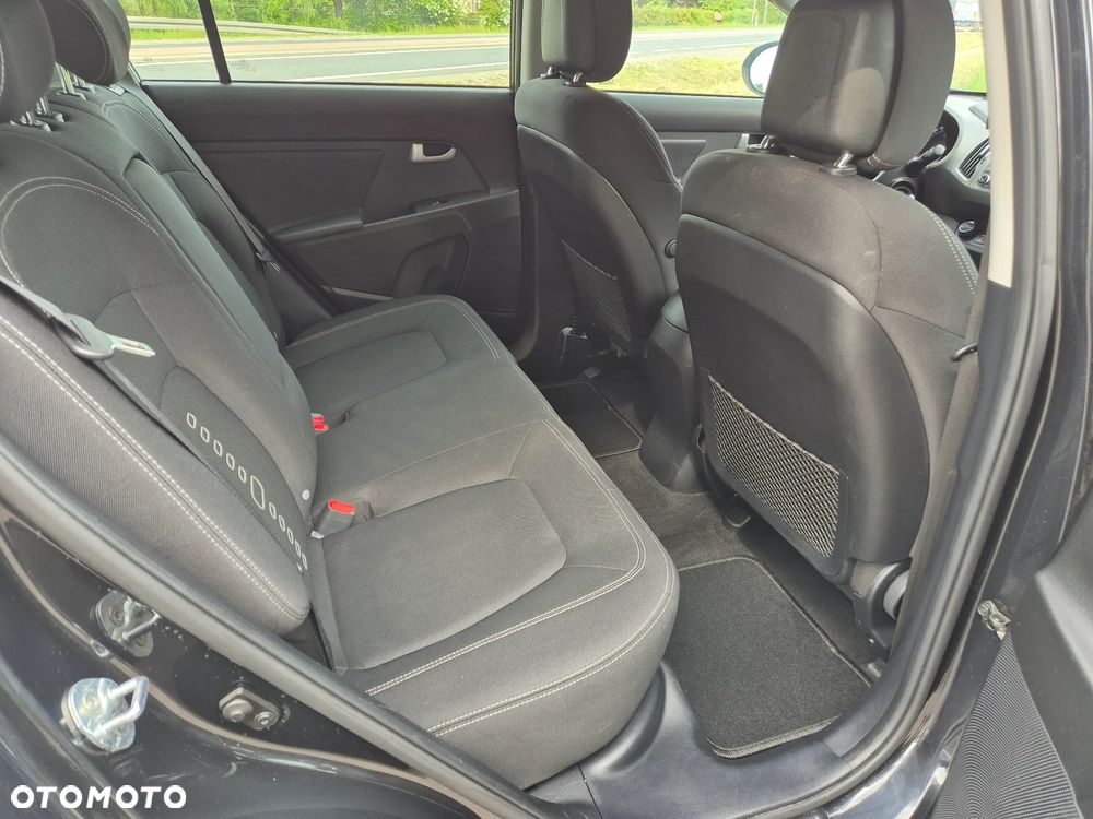 Kia Sportage 1.6 GDI Business Line M 2WD - 33