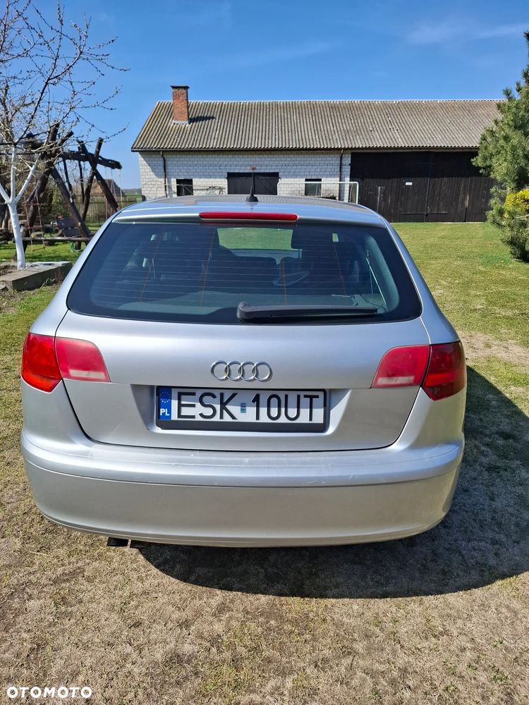 Audi A3 Sportback - 8
