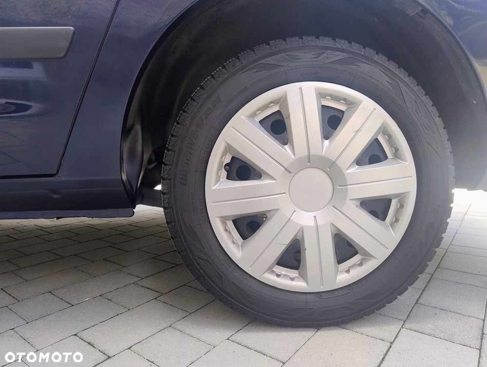Volkswagen Sharan 2.0 - 15