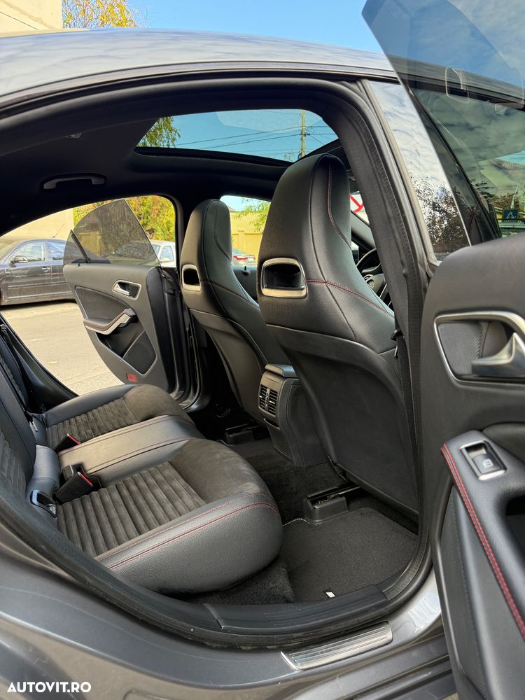 Mercedes-Benz CLA - 9