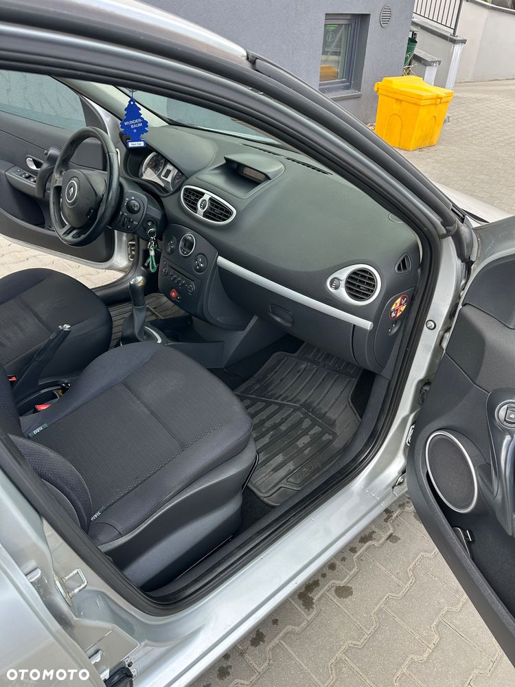 Renault Clio 1.5 dCi Extreme - 23