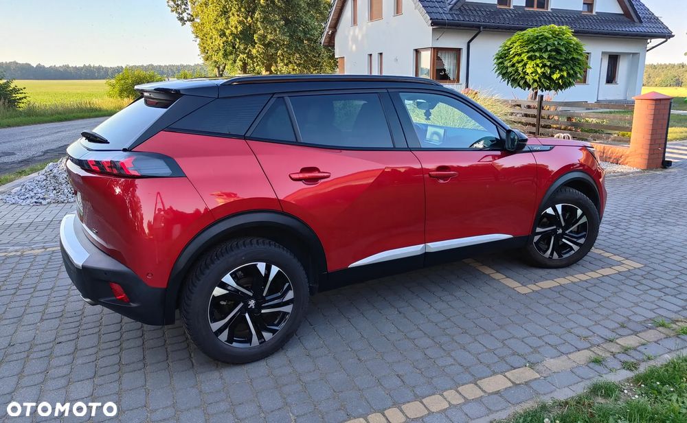 Peugeot 2008 1.5 BlueHDi GT Line S&S EAT8 - 8
