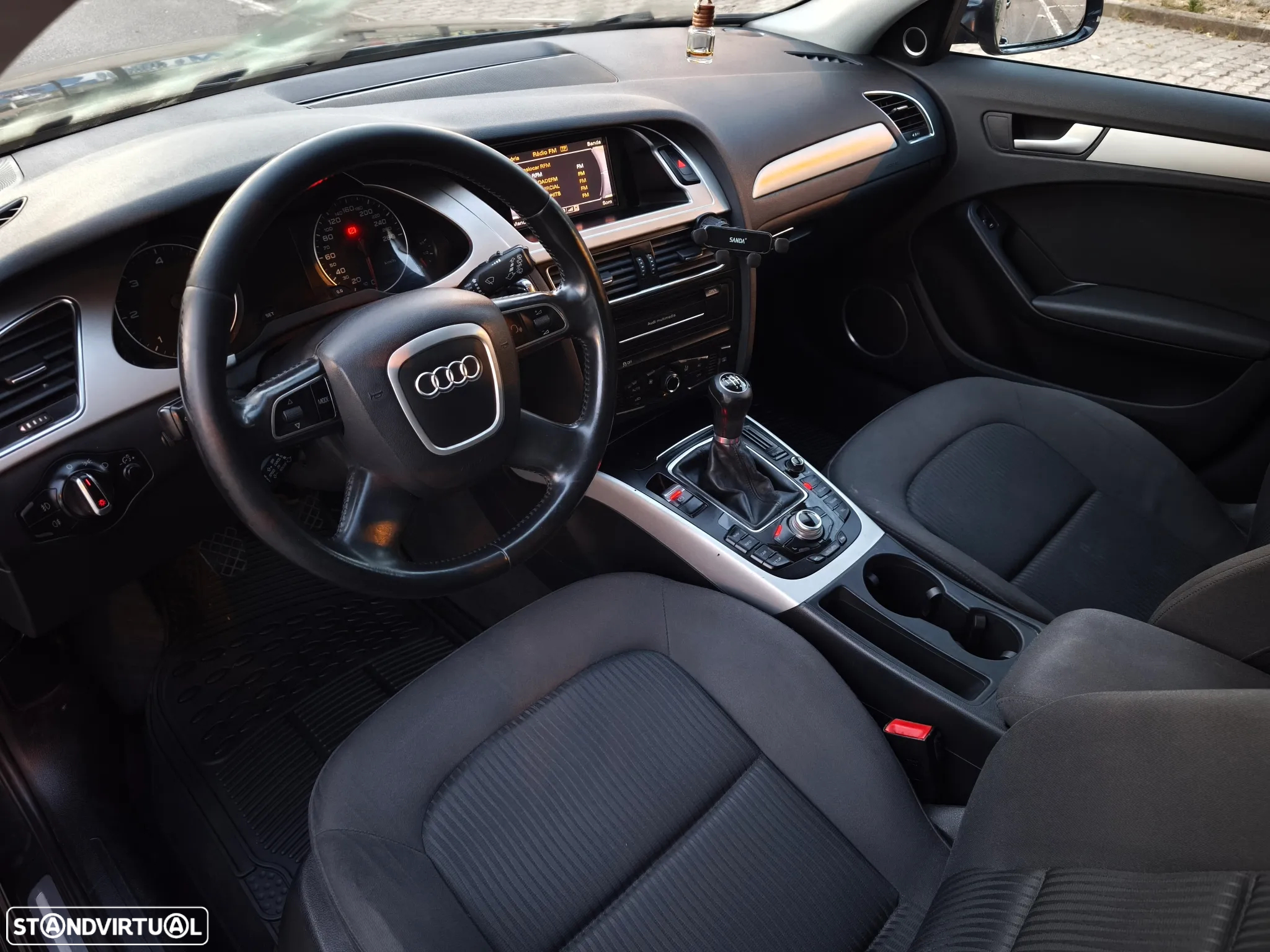 Audi A4 Avant 2.0 TDI Business Line Sport - 10