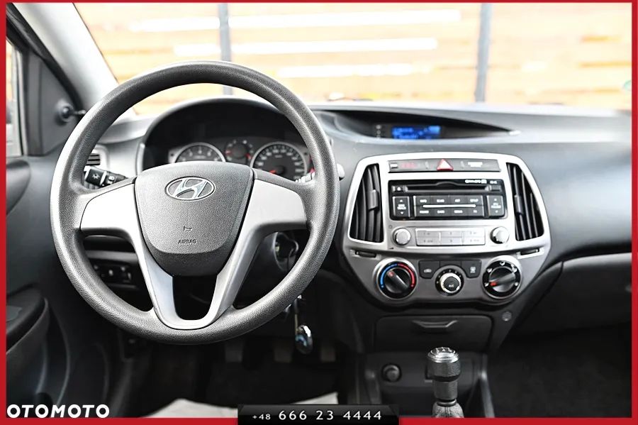 Hyundai i20 1.2 Trend - 18