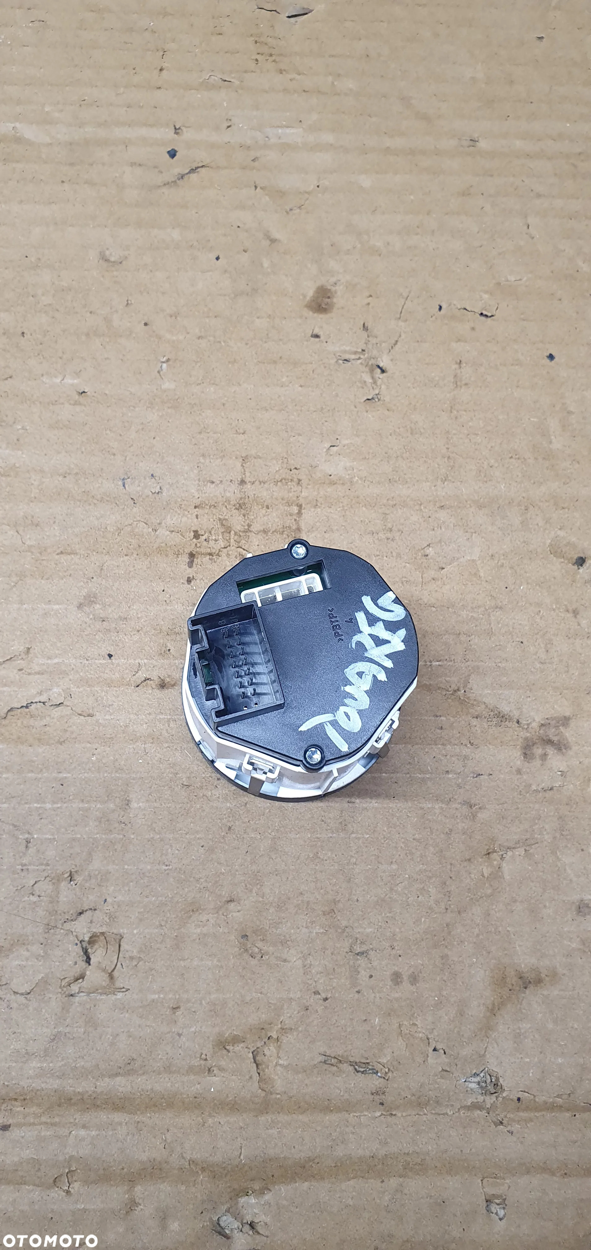 Przełącznik blokady mostu napędu VW Touareg 7L6941435N - 2