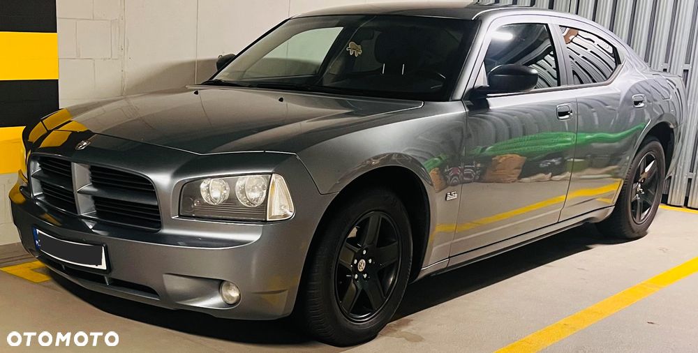Dodge Charger 3.5 V6 SXT - 2