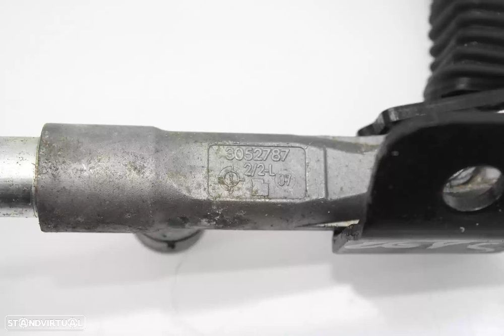 FIXAÇÃO CINTO TRASEIRO BMW 3 2007 - - 4