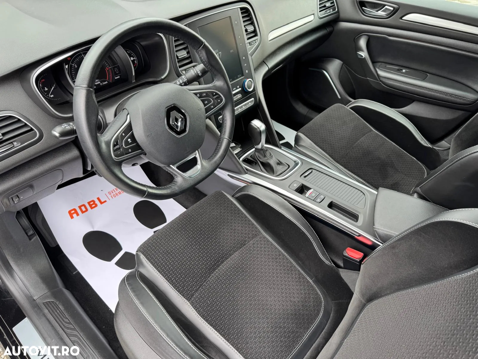 Renault Megane Grandtour ENERGY dCi 110 EDC INTENS - 11