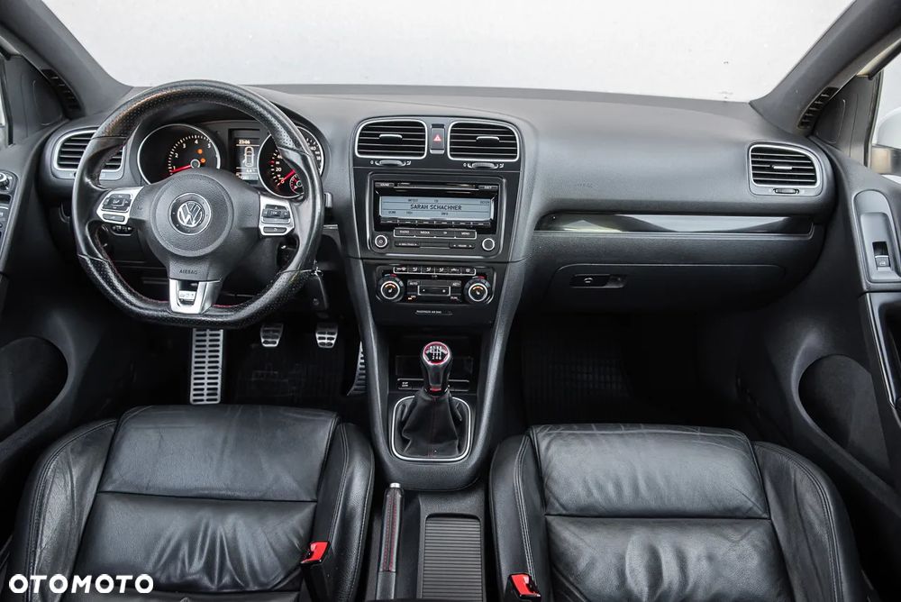 Volkswagen Golf 2.0 GTI - 22