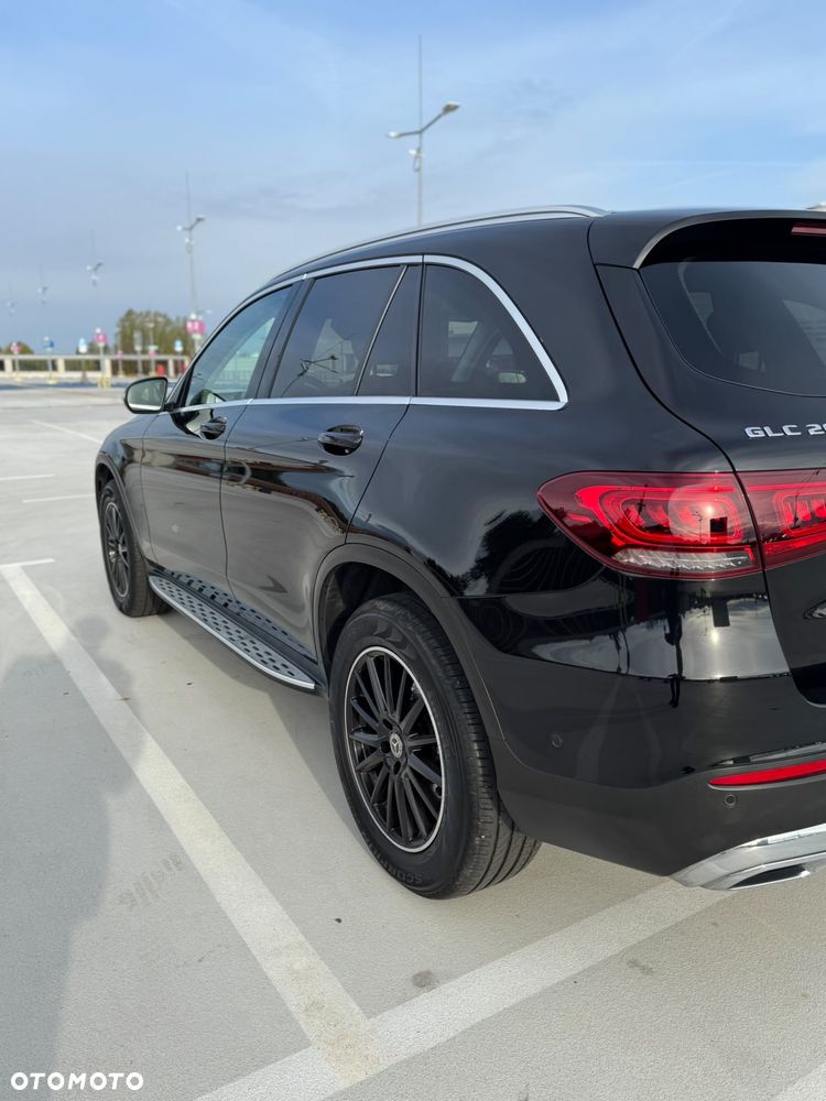 Mercedes-Benz GLC - 9