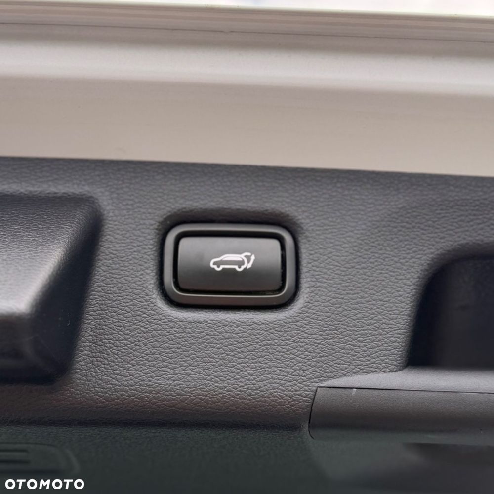 Kia Ceed - 11