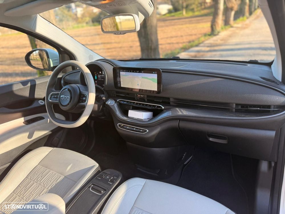 Fiat 500e La Prima - 14