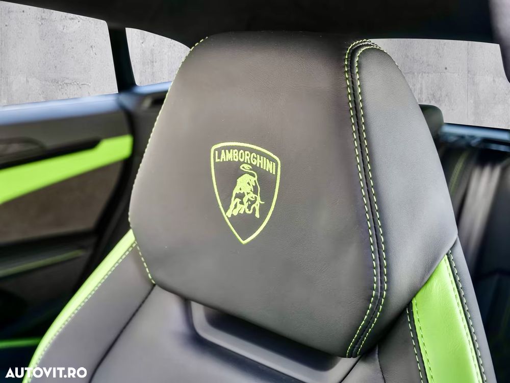 Lamborghini URUS - 16