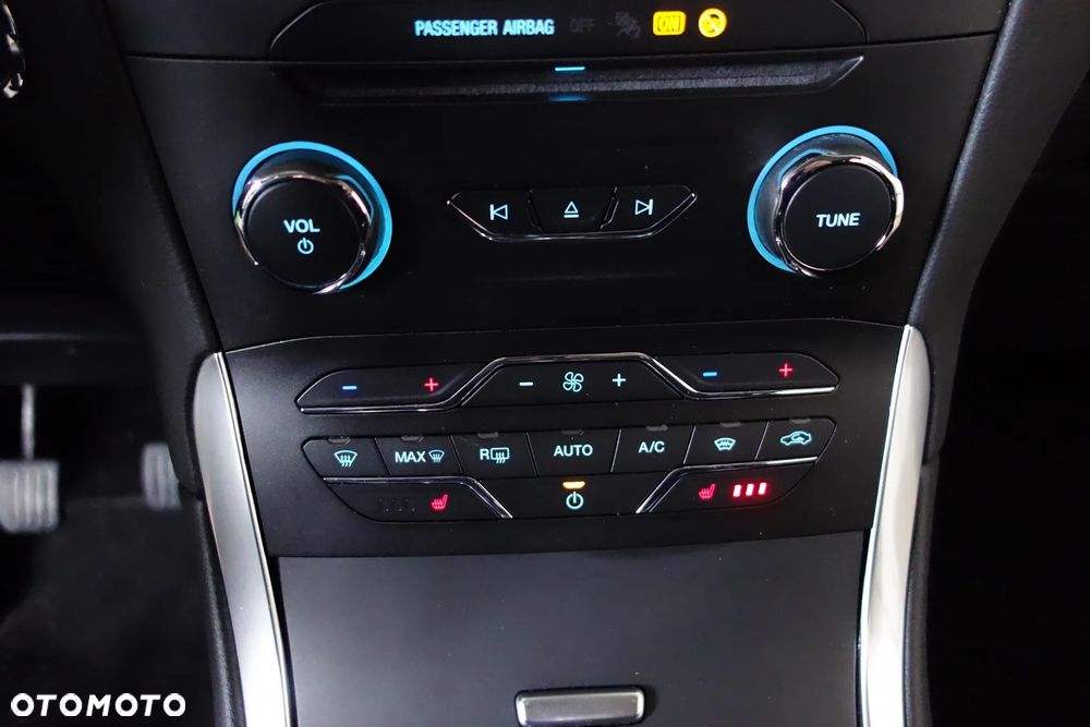Ford S-Max 2.0 EcoBlue Titanium - 25
