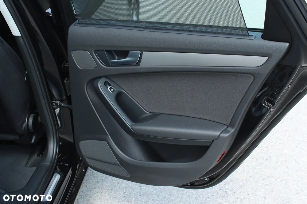 Audi A4 Limousine 2.0 TDI - 31
