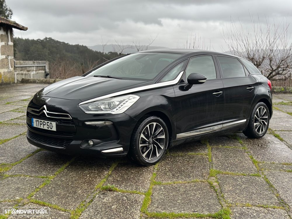 Citroën DS5 BlueHDi 120 SoChic - 1