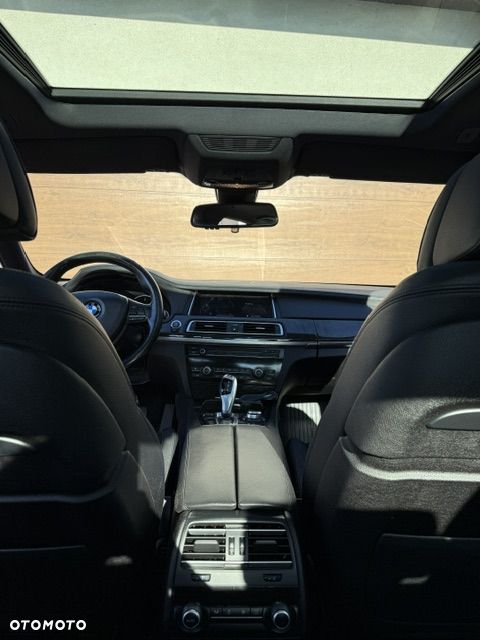 BMW Seria 7 - 6