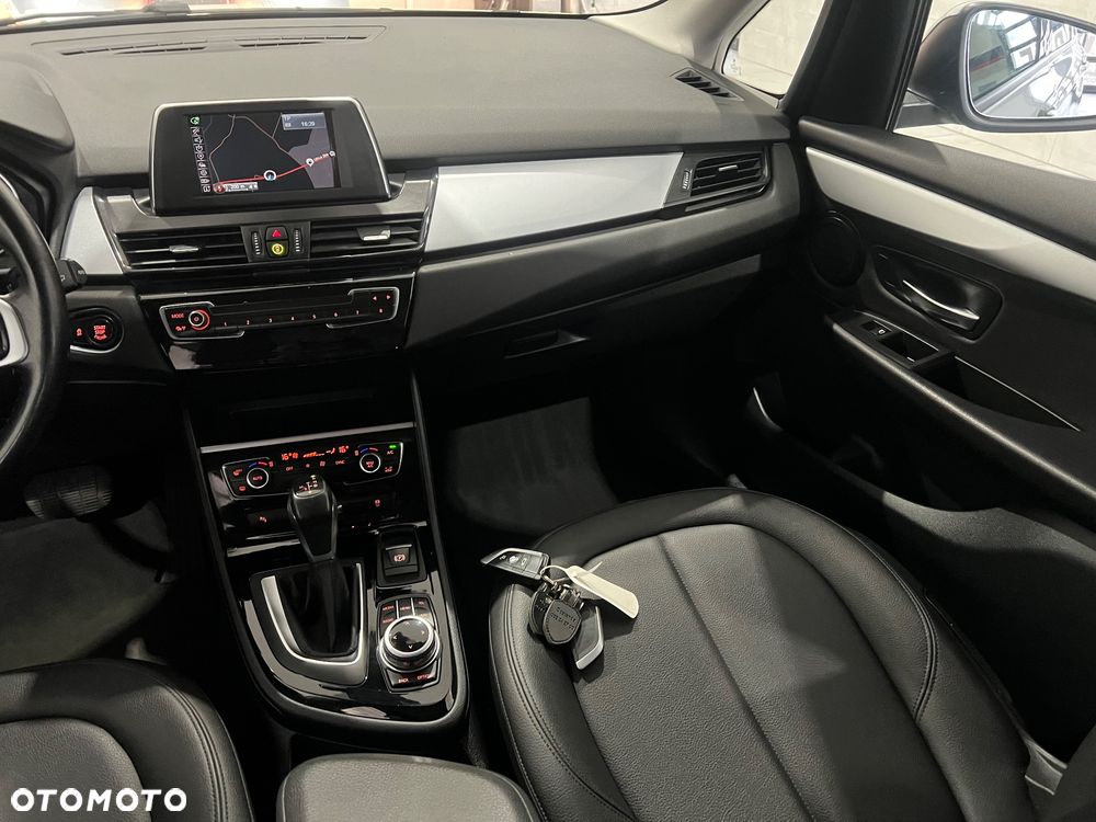 BMW Seria 2 218d Advantage sport - 21