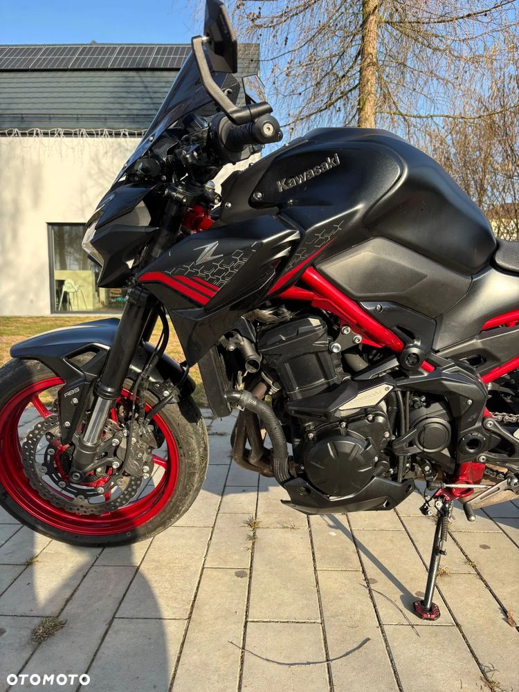 Kawasaki Z 900 - 10